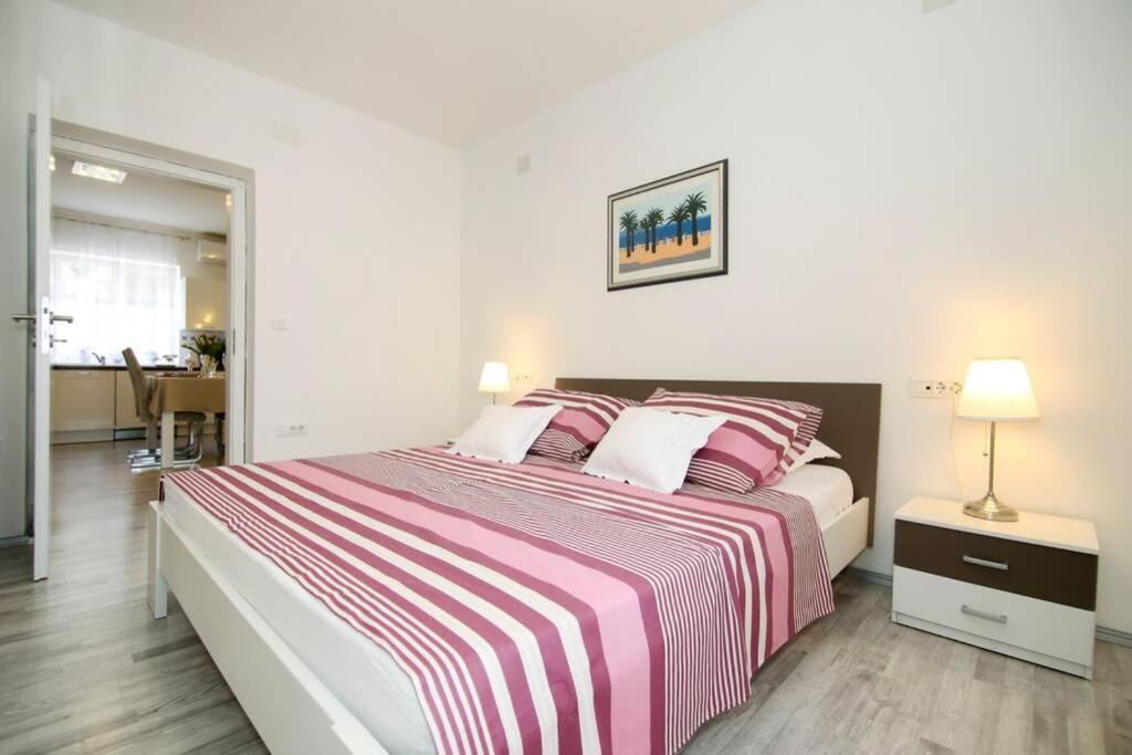 Apartman Buki **** Сплит Экстерьер фото